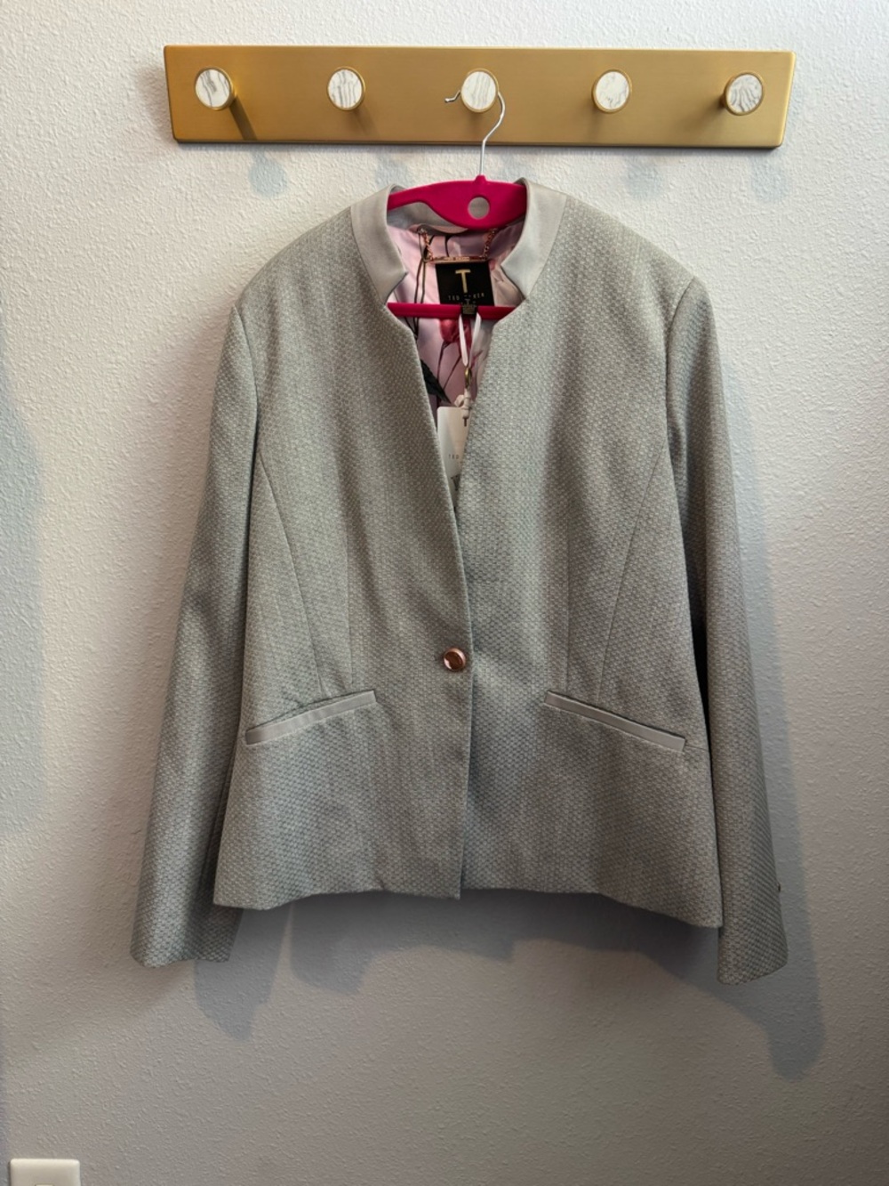NWT Ted Baker London Light Gray Collarless Textured Blazer Sz 5/14